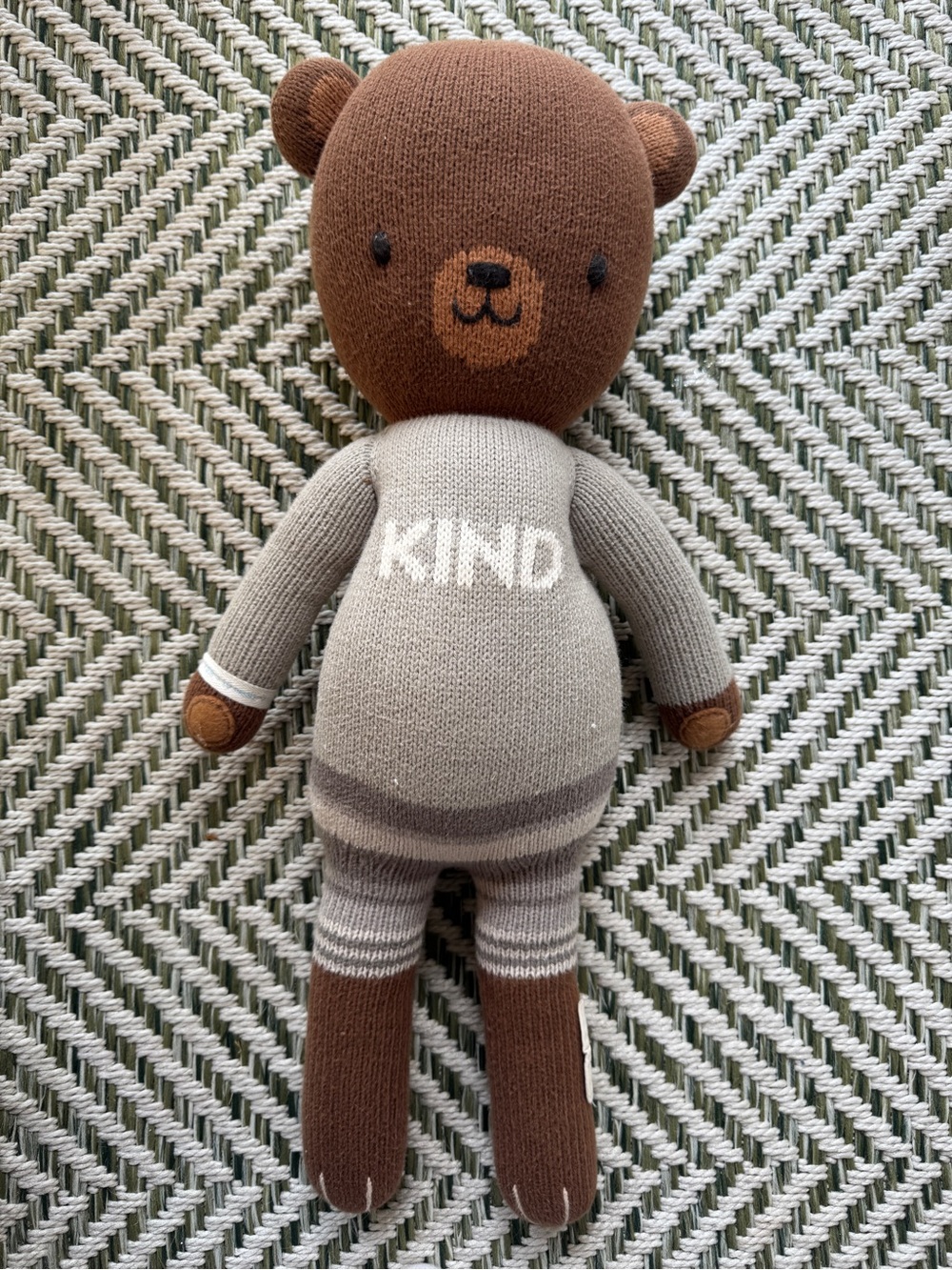 Cuddle + Kind - Oliver The Bear